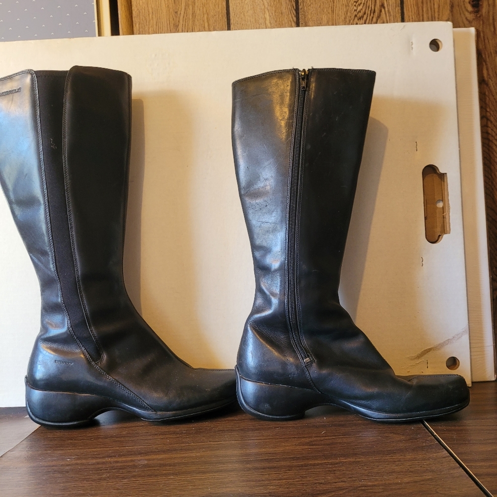 MERRELL WOMENS SPIRE PEAK BLACK LEATHER BOOTS
